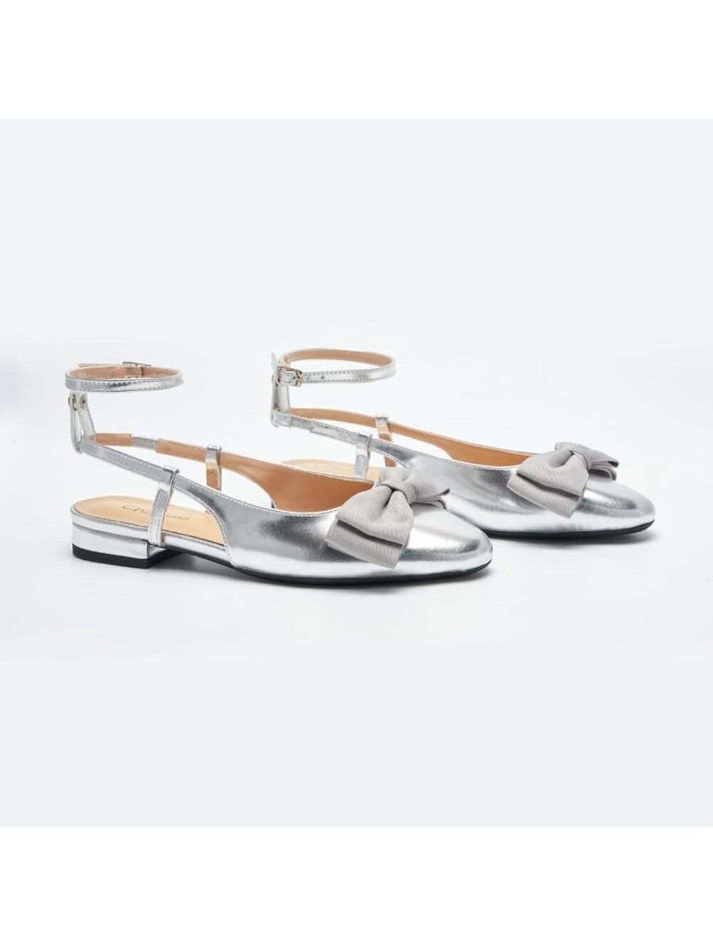 C. Paravano Size 8.5 (EU 39.5)- Sling Back Flats - Silver With Bow Accent. - Picture 10 of 10